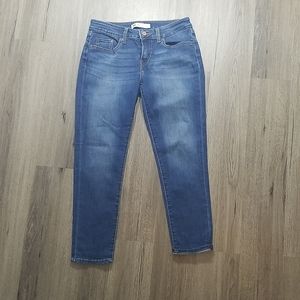 Levi's Cropped Jeans size 29